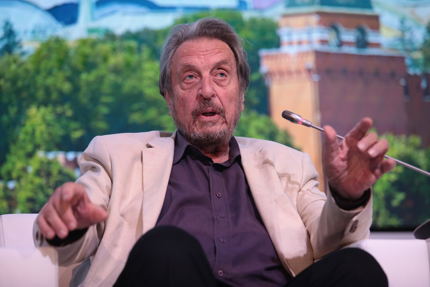 Отец Маска раскритиковал идею сына о полетах на Марс