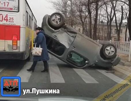 В одном из городов Приморья произошло ДТП с опрокидыванием