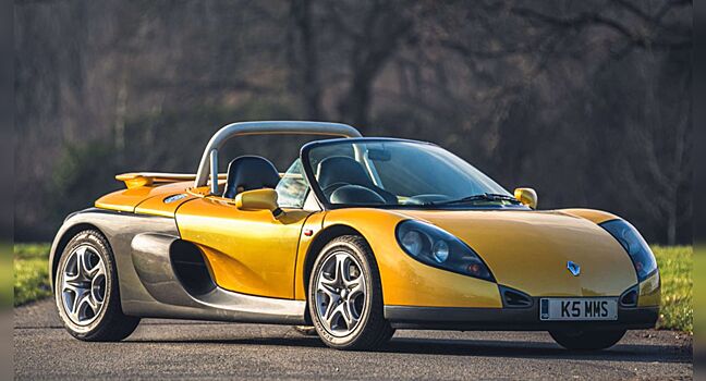 На аукционе появился Renault Sport Spider