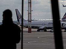 Аэропорты не выпускают должников