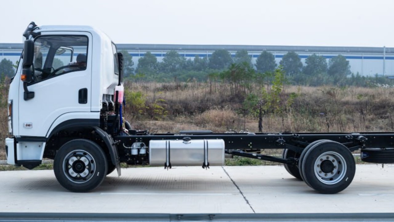 В России появился новый автобренд — Altai Trucks