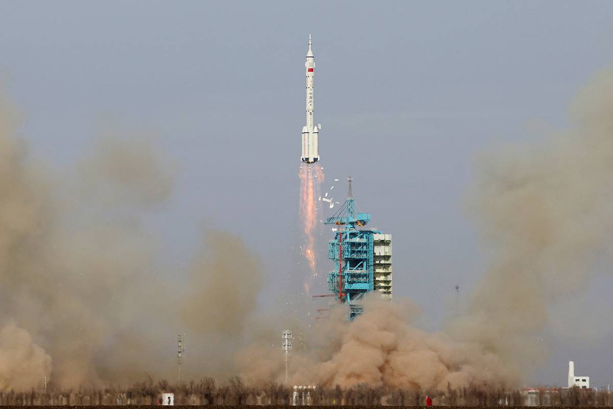 Спускаемая капсула Shenzhou-22 вернется на Землю