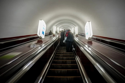 В холодном и обесточенном Киеве начались проблемы с движением метро