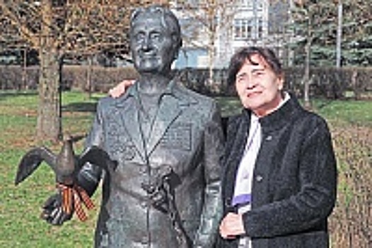 Прототипом памятника «Женщине-воину» в Крюково стала Раиса Хвостова