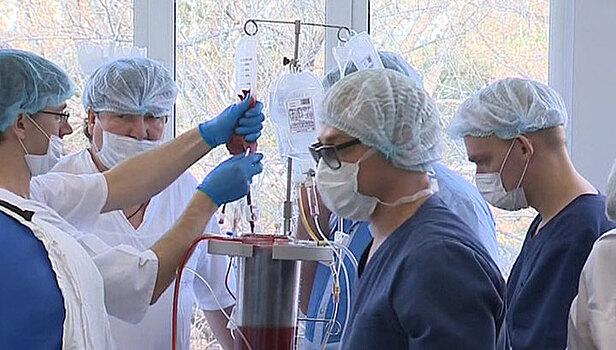 Приморские врачи проводят уникальные операции на работающем сердце