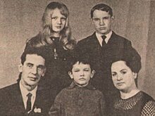 В Ливнах вспомнили основателя «Ливеских гармошек» Валентина Занина