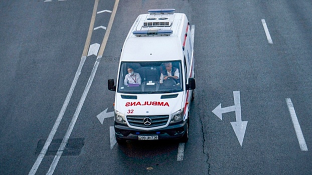 Азербайджанские полицейские насмерть сбили двух детей