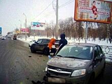 В Самаре на ул. Гагарина молодой парень на «Гранте» не пропустил иномарку