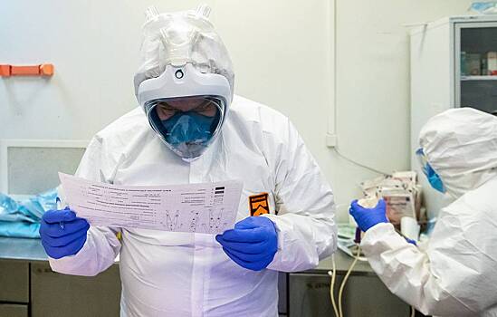 Названы сроки массовой вакцинации от коронавируса в РФ