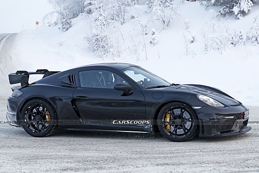 Экстремальный Porsche Cayman GT4 RS раскрыли на зимних тестах