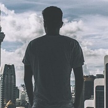 Не существует причин, которые оправдывают твое нежелание идти к своей мечте