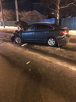 Полицейский стал участником лобового ДТП в Нижнем Новгороде