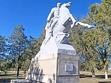 Почему приостановили ремонт памятника комбригу Кочубею?