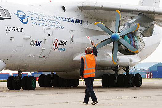 Ростех приступил к финальной сборке опытного самолета Ил-114-300