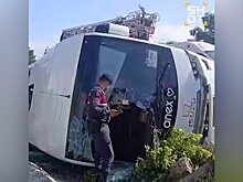 SHOT: автобус с российскими туристами перевернулся в Турции