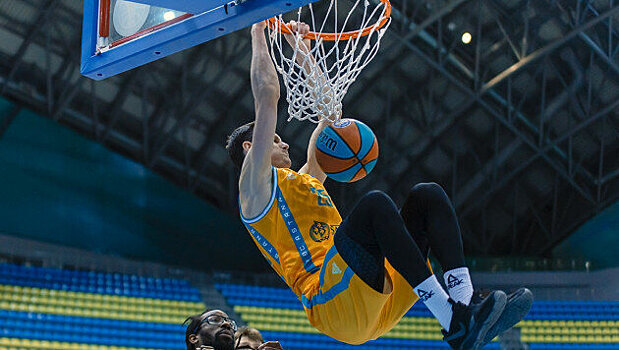 Баскетболисты УНИКСа вышли вперед в полуфинальной серии Единой лиги ВТБ против "Зенита"