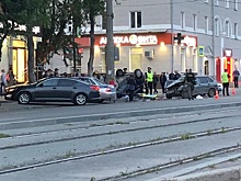 В серьёзном ДТП на Уралмаше пострадали три человека