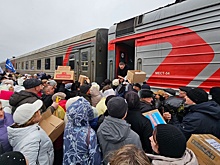 В Стерлитамаке сотни людей встретили поезд с бойцами СВО, их сняли на фото