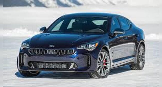 Интерьер обновленного KIA Stinger рассекречен на шпионских снимках