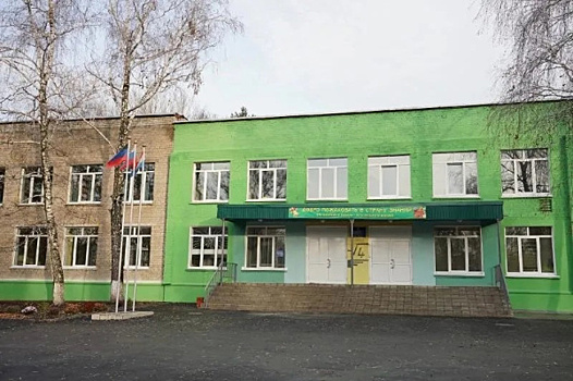 Школы Самарской области продолжат шефскую работу с коллегами из Снежного
