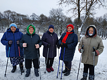 Жители Роговского приняли участие в тренировке по скандинавской ходьбе
