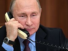 Песков: в графике Путина нет разговора с Макроном
