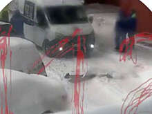 112: в Сергиевом Посаде мужчина убил жену, изрезал другую женщину и выпал в окно