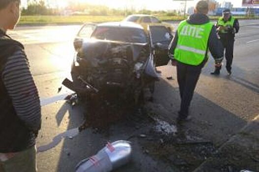 В тройном ДТП на Чернышевского пострадали два человека.