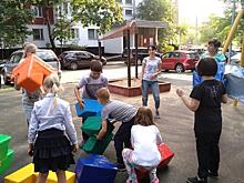 Праздник двора прошел на Октябрьской