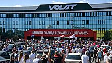 Виртуальные деньги: Запад обещает заплатить белорусским рабочим
