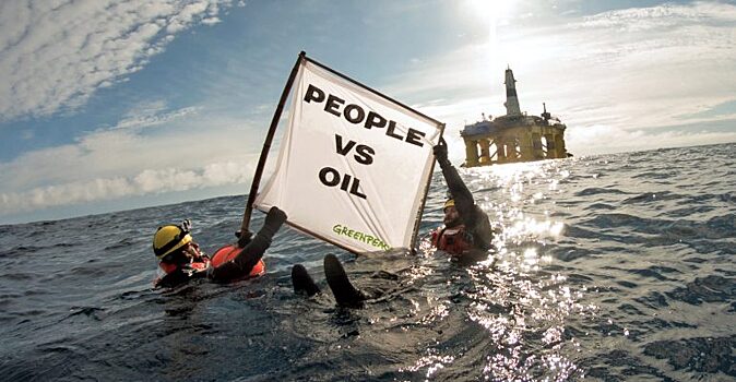Блогеры посоветовали Greenpeace давать советы по экологии США, а не России