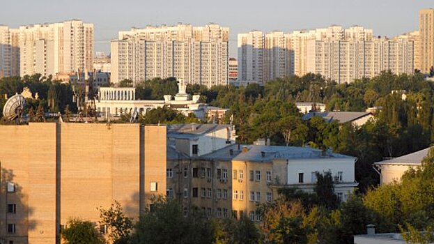 СМИ: Жителям идущих под снос пятиэтажек в Москве мало завидуют их соседи