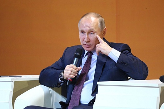 «Владимир Путин все правильно делает». Визит на Средний Урал – продолжение трендов, заложенных в послание президента