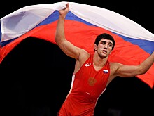 Сидаков поборол двух фаворитов и взял второе золото ЧМ подряд. Он главная надежда России на ОИ-2020