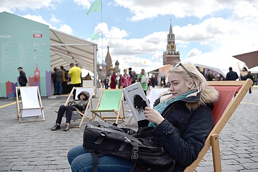 Выбор "РГ": 10 книг, без которых нельзя уйти с фестиваля "Красная площадь"