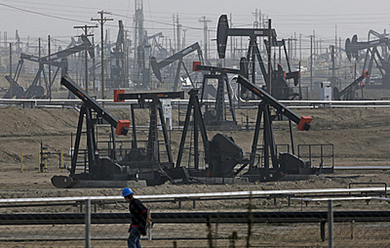 Мониторинг ОПЕК+ рекомендовал сохранить текущий план добычи нефти