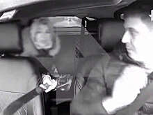 В Самарской области женщина с ножом набросилась на таксиста и попала на видео