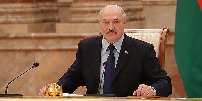 Лукашенко: Беларусь продолжит закупать нефть в России