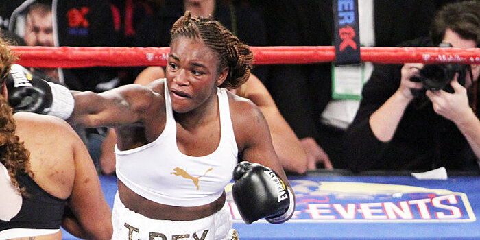 Абсолютная чемпионка мира по боксу в тяжелом весе Шилдс проведет защиту поясов 26 июля