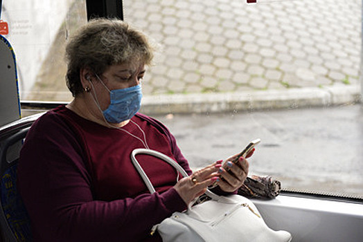 Более 84 тыс. защитных масок приобрели пассажиры в автобусах Мострансавто с мая 2020 года