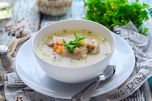 Суп «Сырная похлебка» с грибами и курицей: вкусно, быстро, легко