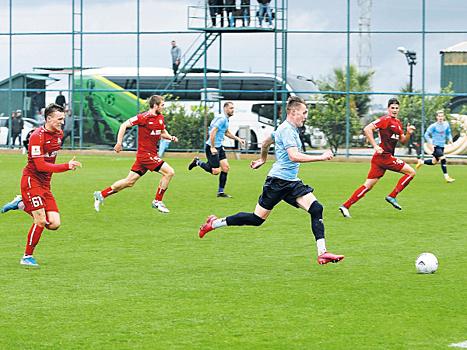 Футболисты из Самары и Тольятти объявили планы предсезонной подготовки