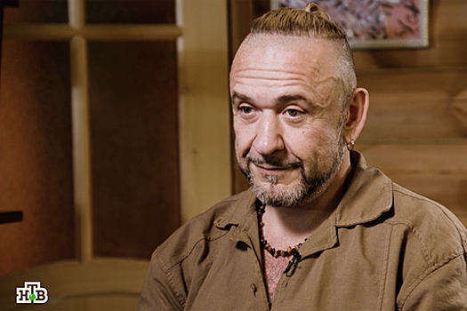 Шоумен Морозов сделал пластику лица и нашел невесту