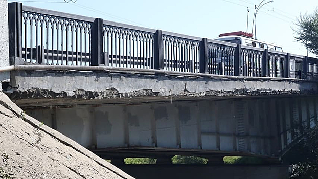 Власти Кемерова обратили внимание на плачевное состояние моста после публикации на VSE42.Ru