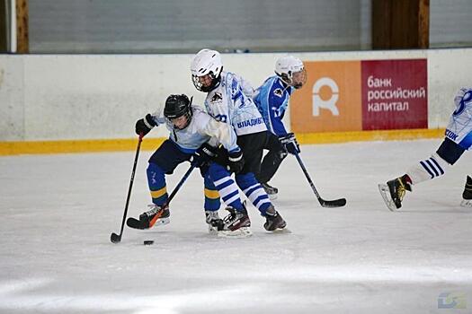 Команды юных хоккеистов встретятся на турнире во Владивостоке