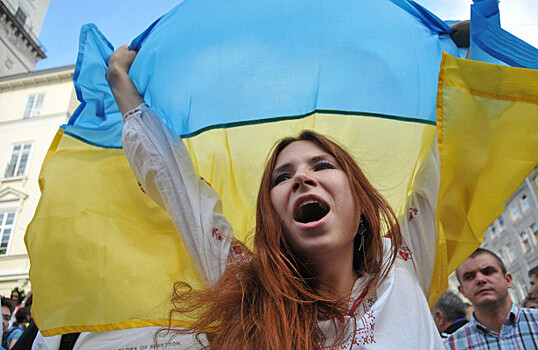 "Надвигается кризис": Экс-депутат Рады о будущем Украине