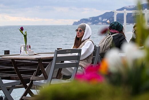 Почему богатые не ездят в Крым