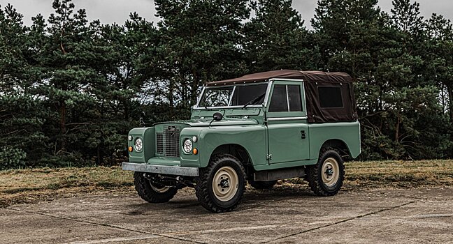 Британцы из Everrati классический Land Rover превратили в электрокар