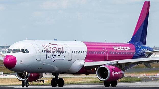 Авиакомпания Wizz Air начала предлагать пассажирам компенсировать свои парниковые выбросы