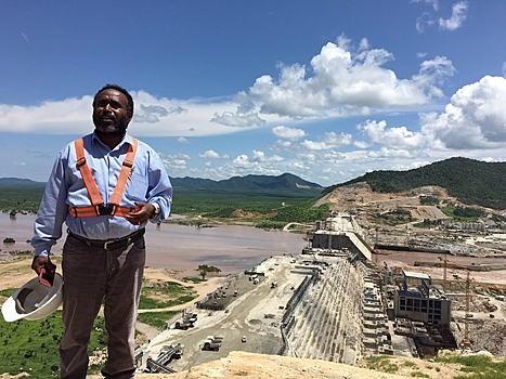Инженер проекта эфиопской мега-плотины найден мертвым в своей машине